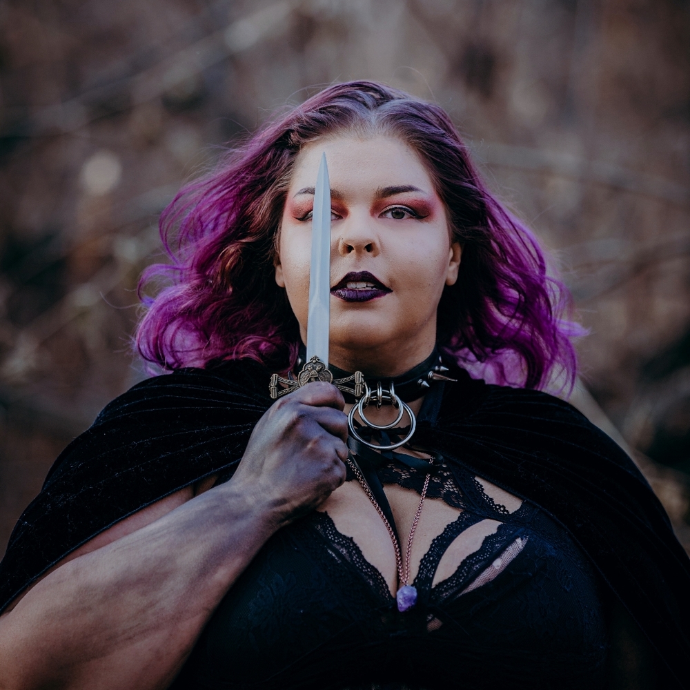 Meet your Posher, Atalia